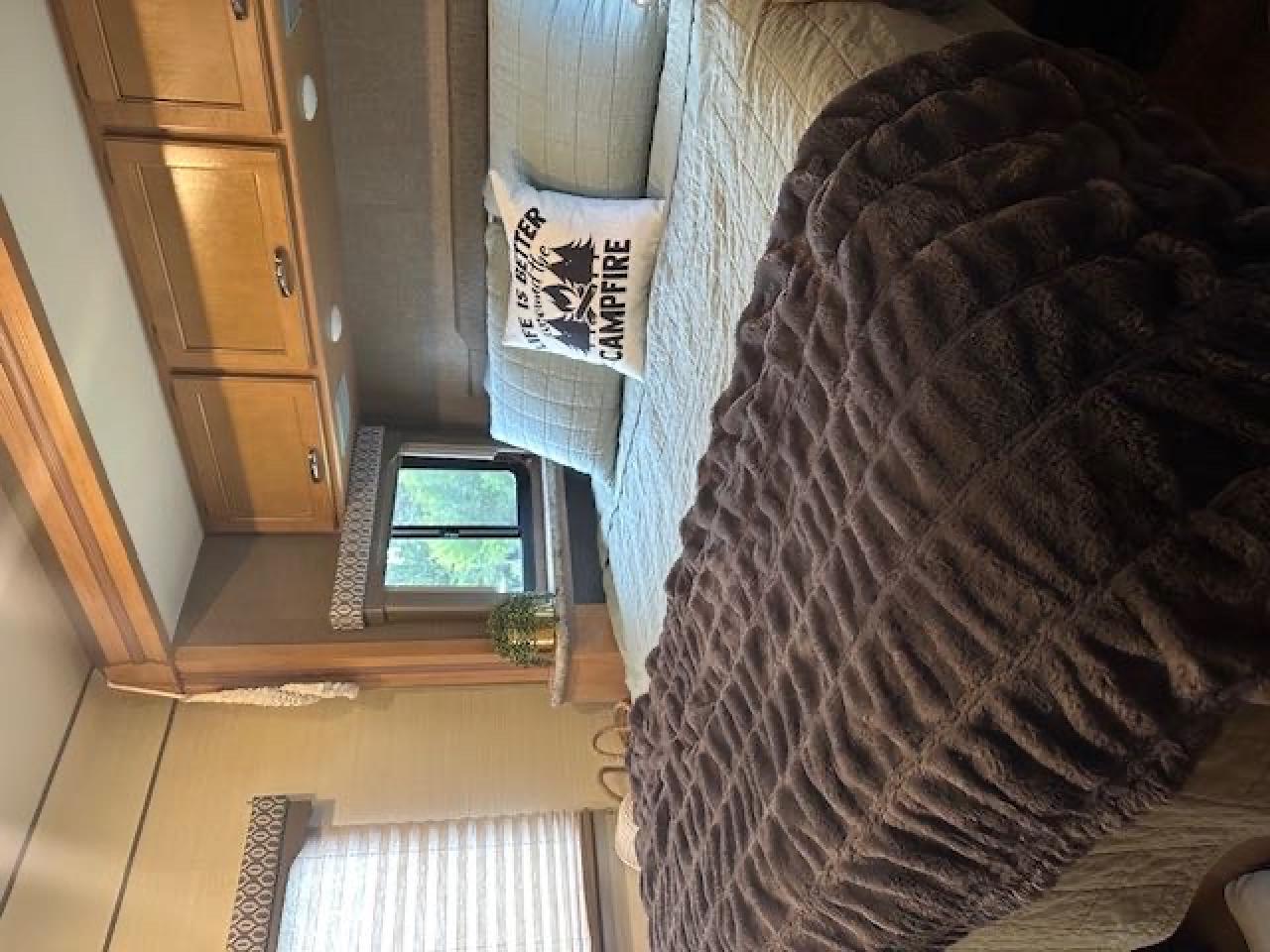 1FDWE3FS5HDC34978 2017 Ford Econoline E350 Super Duty Cutaway Van