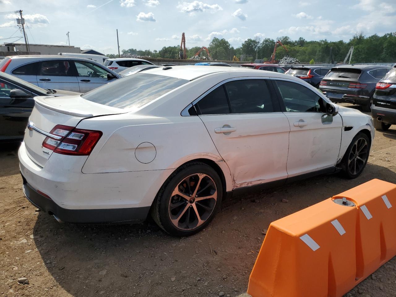 2015 Ford Taurus Sel vin: 1FAHP2E86FG174069