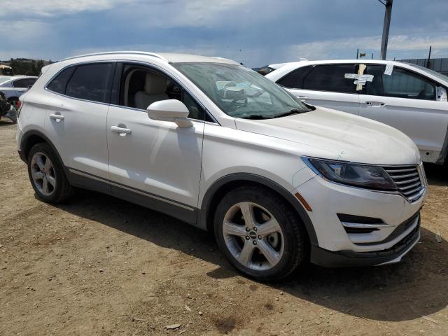 VIN 5LMCJ1C9XJUL29091 2018 Lincoln MKC, Premiere no.4