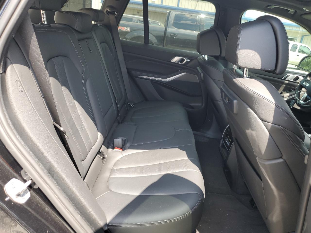 5UXCR4C03N9J04425 2022 BMW X5 Sdrive 40I