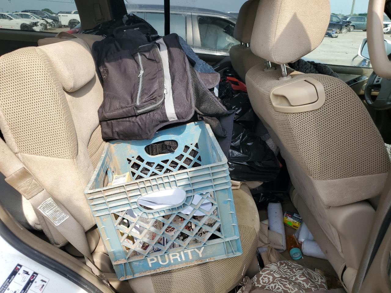 5N1AR18U26C605874 2006 Nissan Pathfinder Le