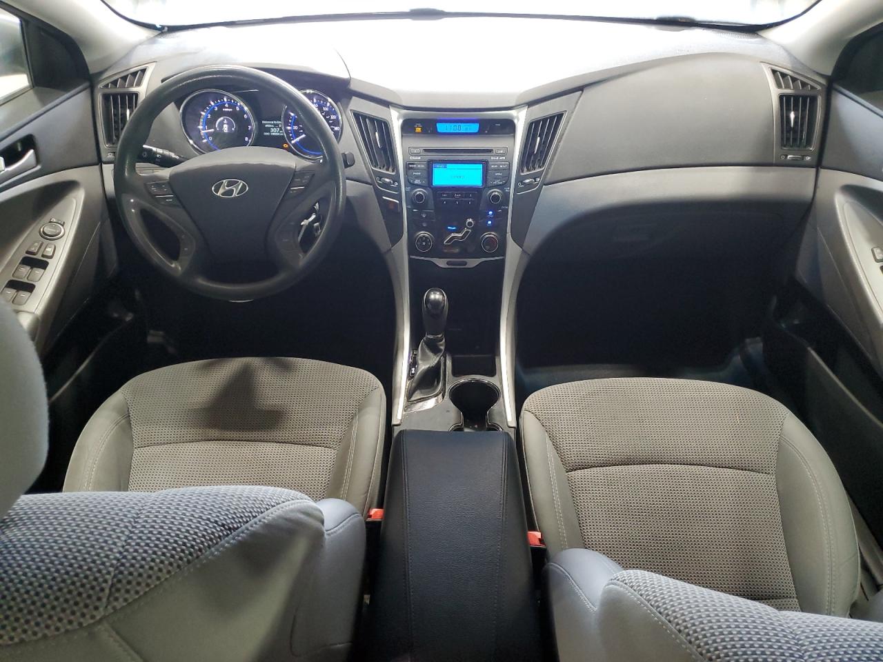 5NPEB4AC2DH790667 2013 Hyundai Sonata Gls