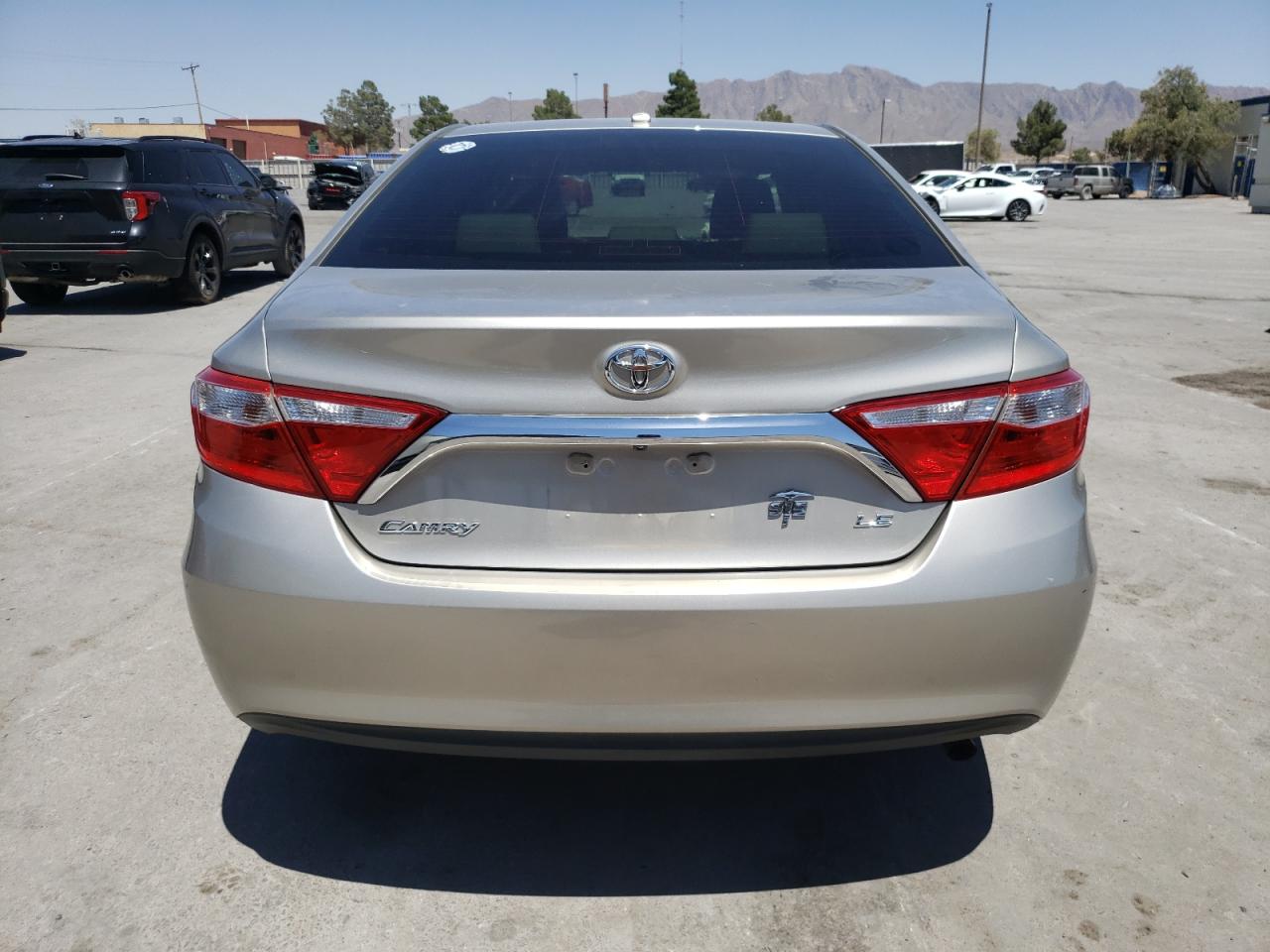 4T4BF1FK1FR445050 2015 Toyota Camry Le