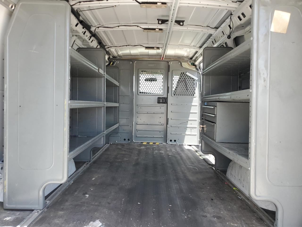 1GCWGAFP2K1192955 2019 Chevrolet Express G2500