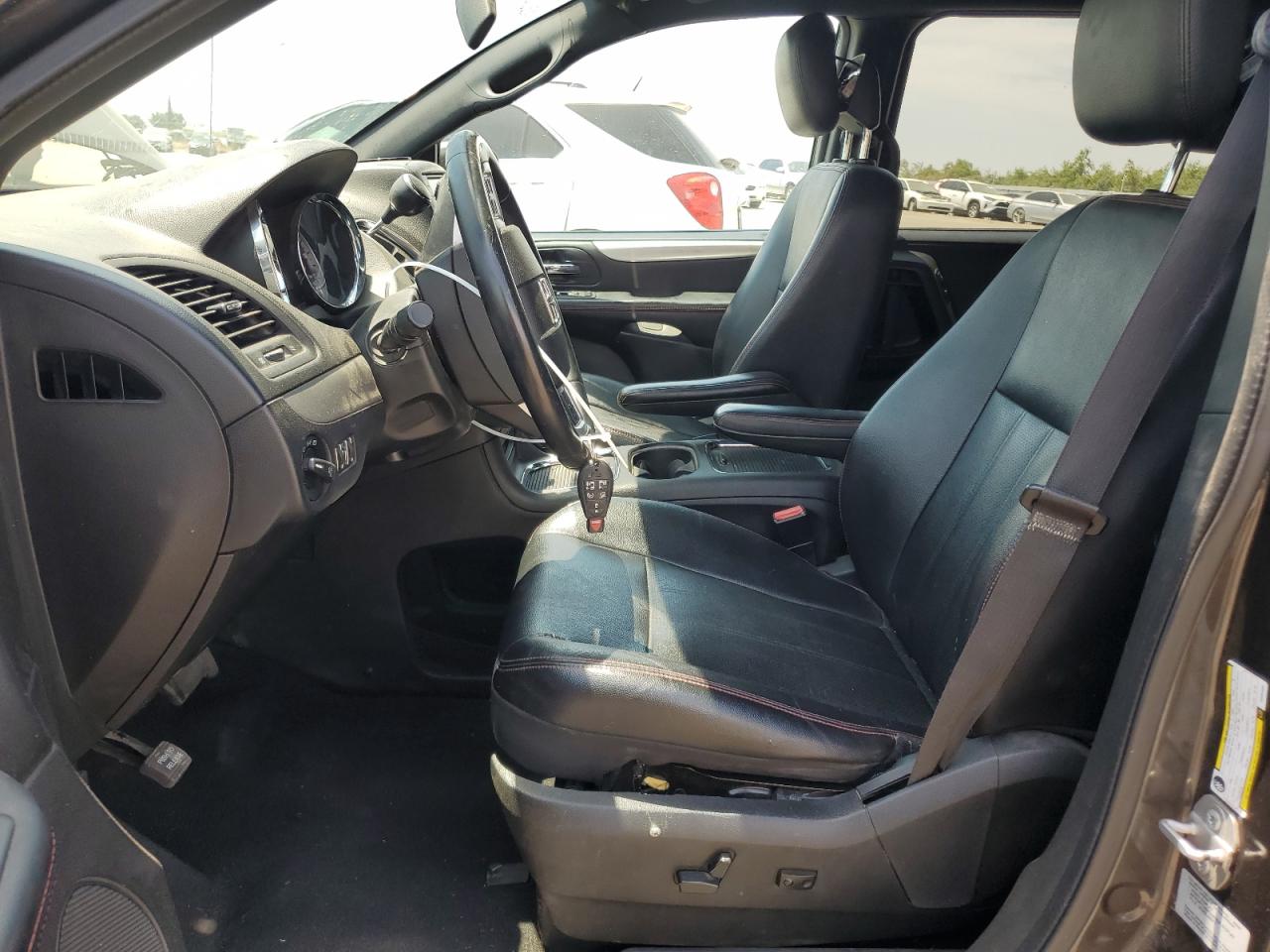 2C4RDGEG2GR384860 2016 Dodge Grand Caravan R/T