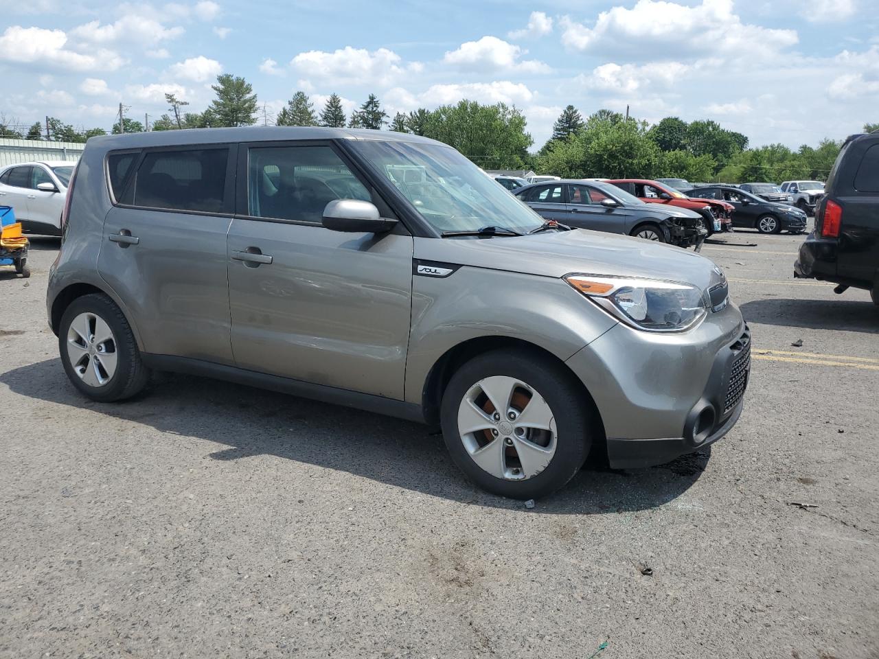 2016 Kia Soul vin: KNDJN2A20G7317554