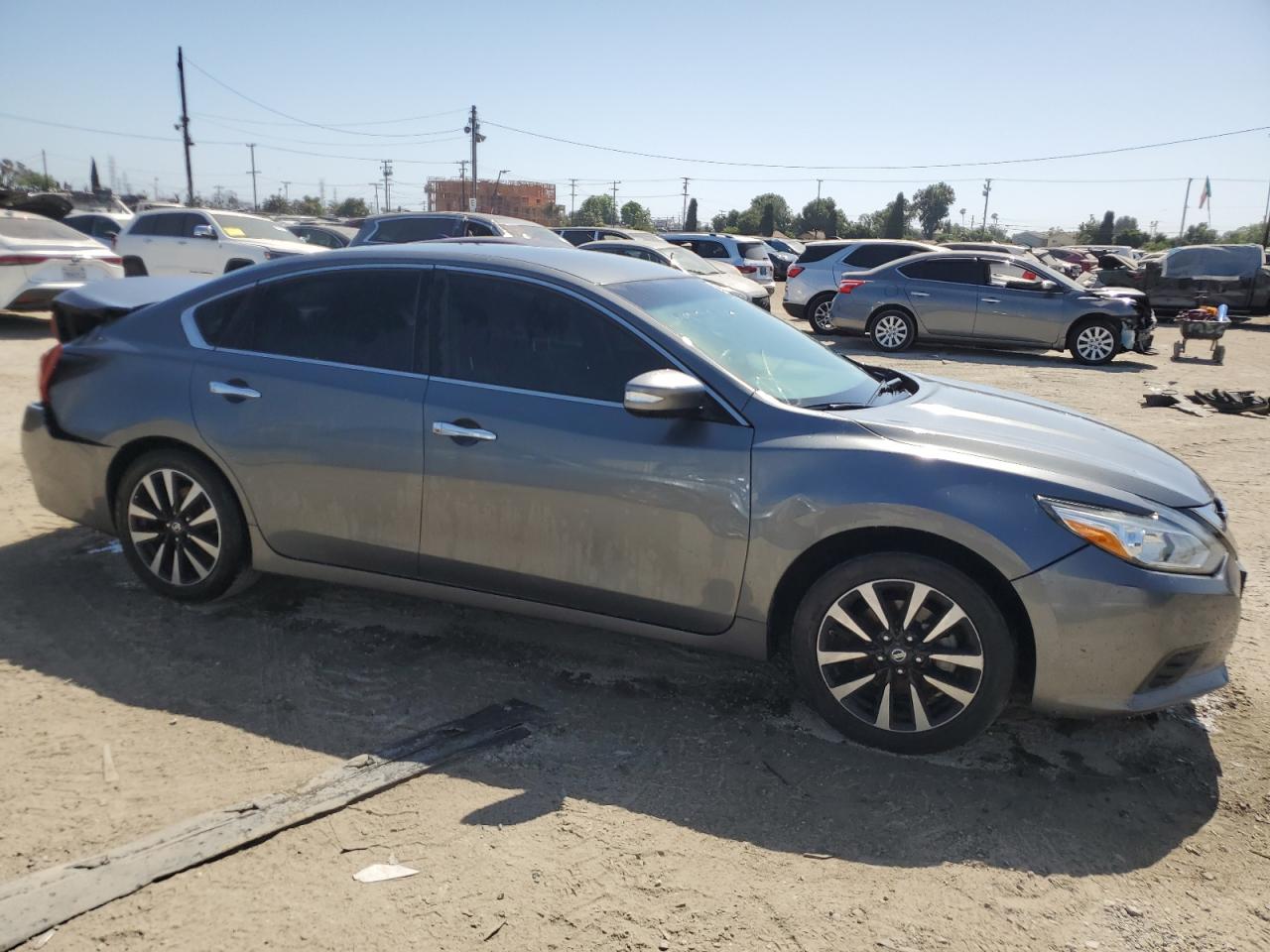 2018 Nissan Altima 2.5 vin: 1N4AL3AP3JC239962