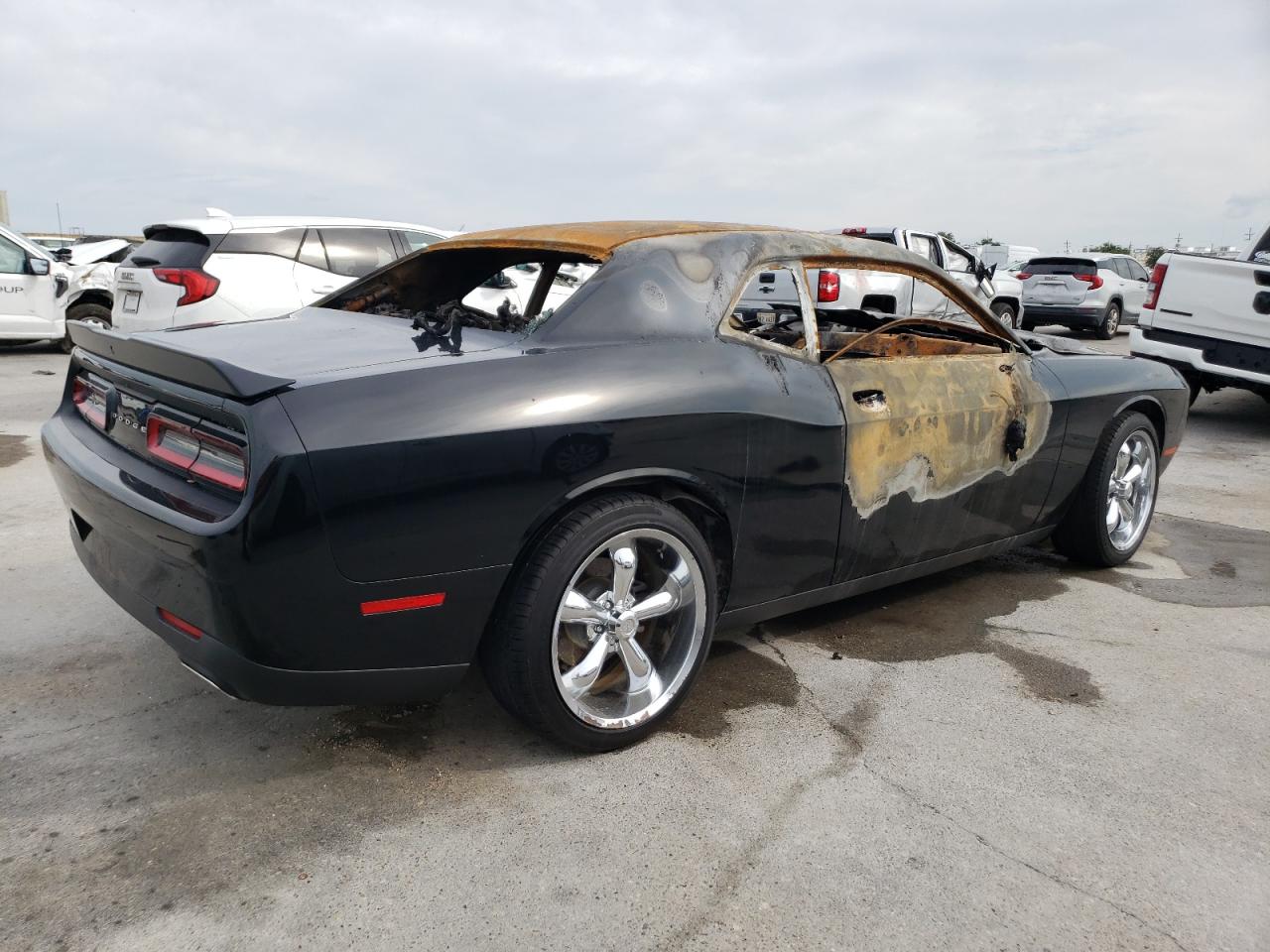 2C3CDZAG4JH339198 2018 Dodge Challenger Sxt