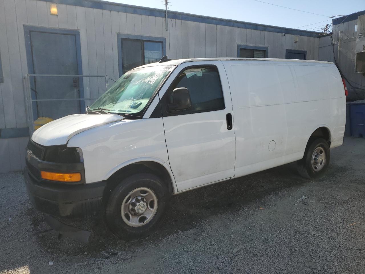 VIN: 1GCWGAFP6L1276634 2020 CHEVROLET EXPRESS