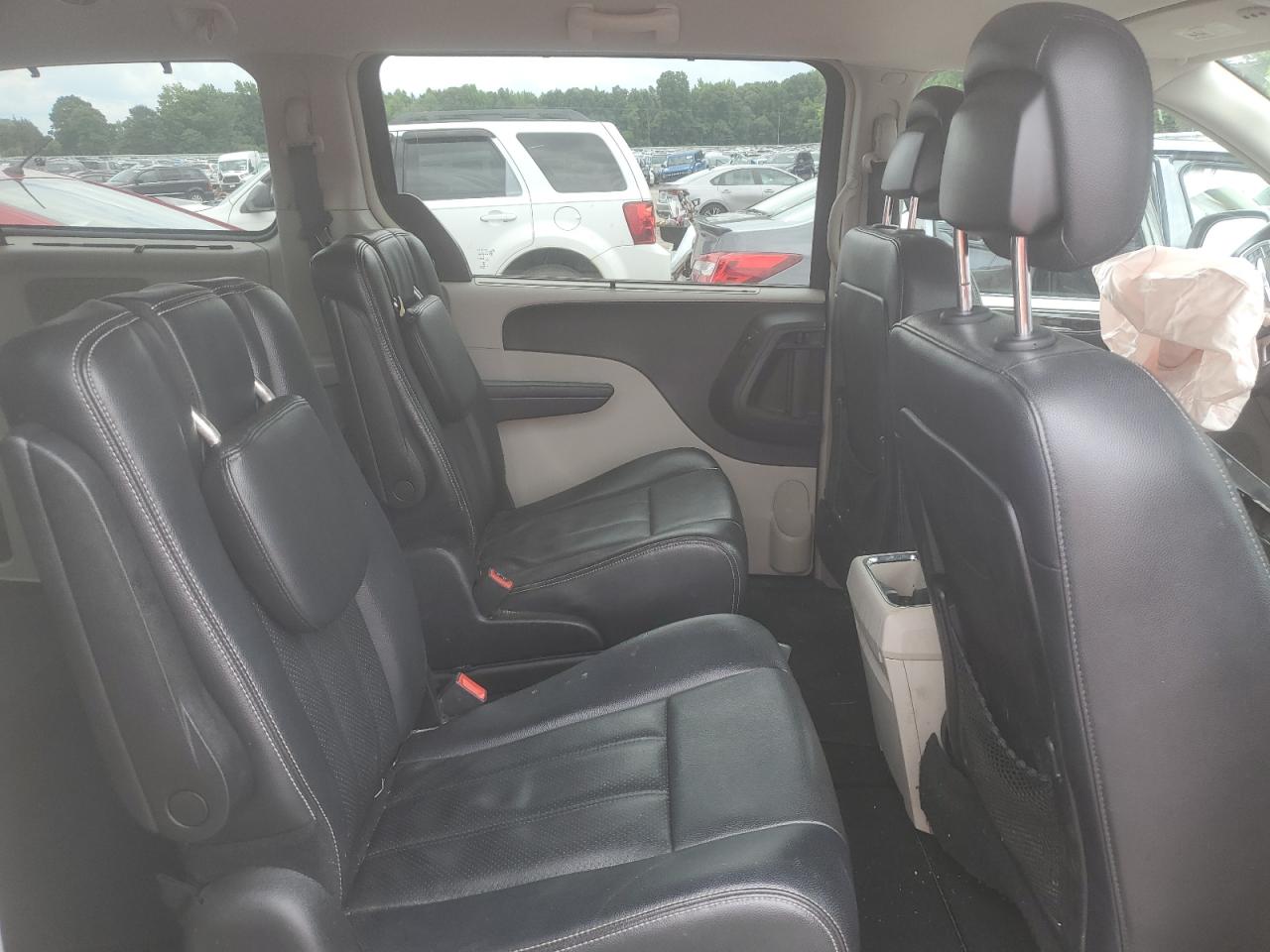 2C4RC1CG9DR536275 2013 Chrysler Town & Country Touring L