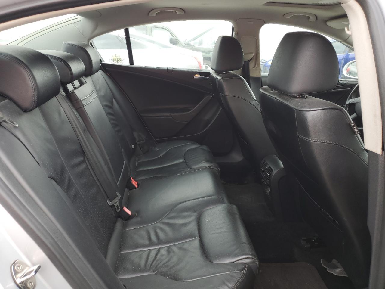 WVWFU73C57P015074 2007 Volkswagen Passat 3.6L 4Motion Luxury