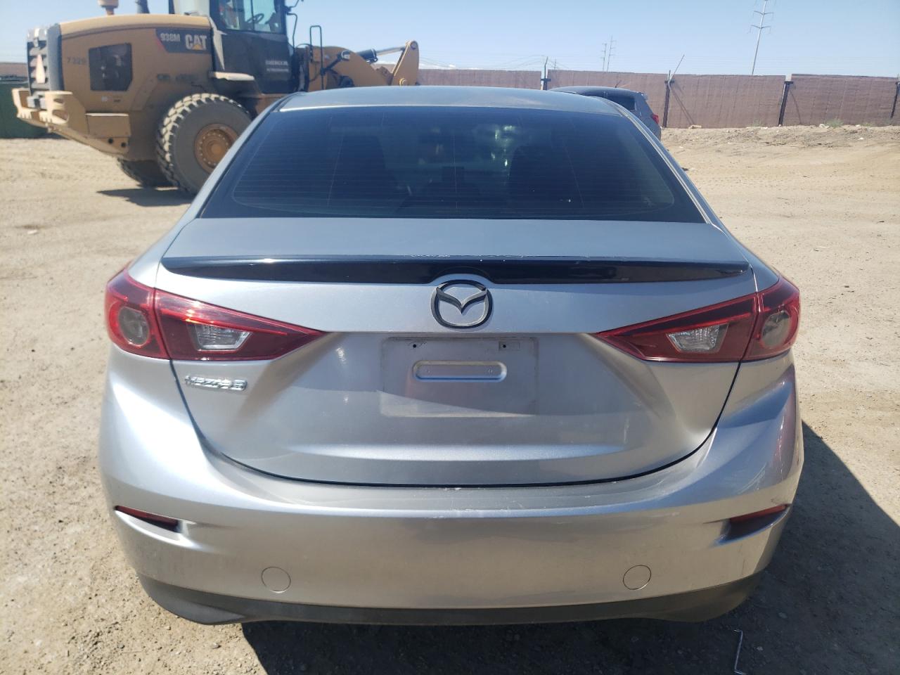 JM1BM1T75F1272493 2015 Mazda 3 Sv