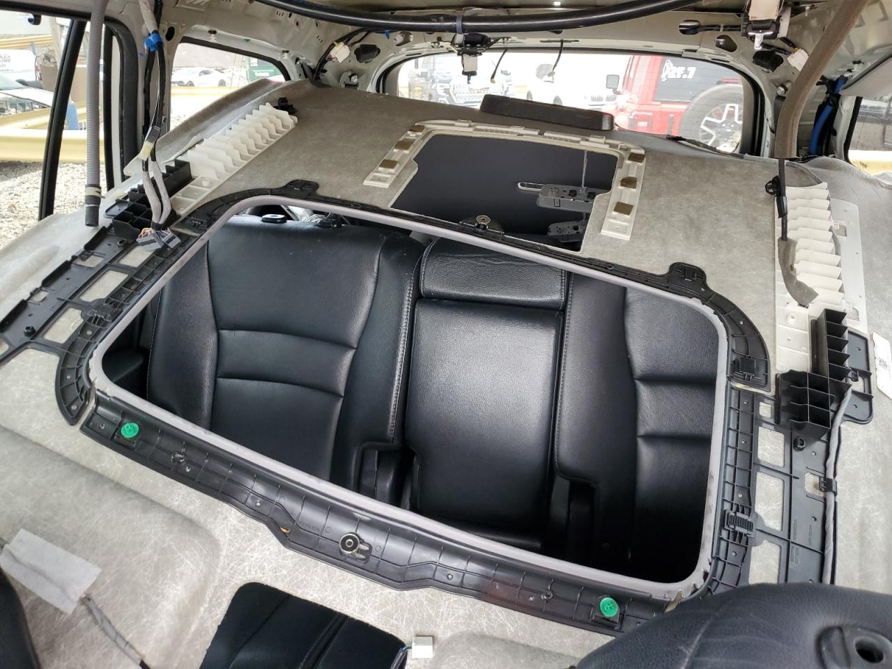 5FNYF6H93HB015886 2017 Honda Pilot Touring