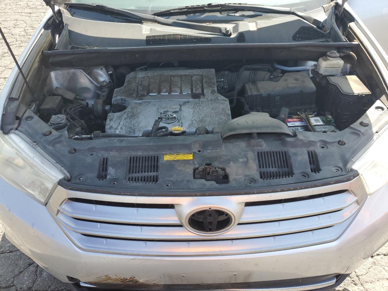 5TDZK3EH2BS046284 2011 Toyota Highlander Base