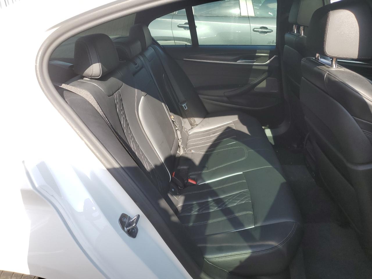 WBA13BJ09NCK17359 2022 BMW 530 Xi