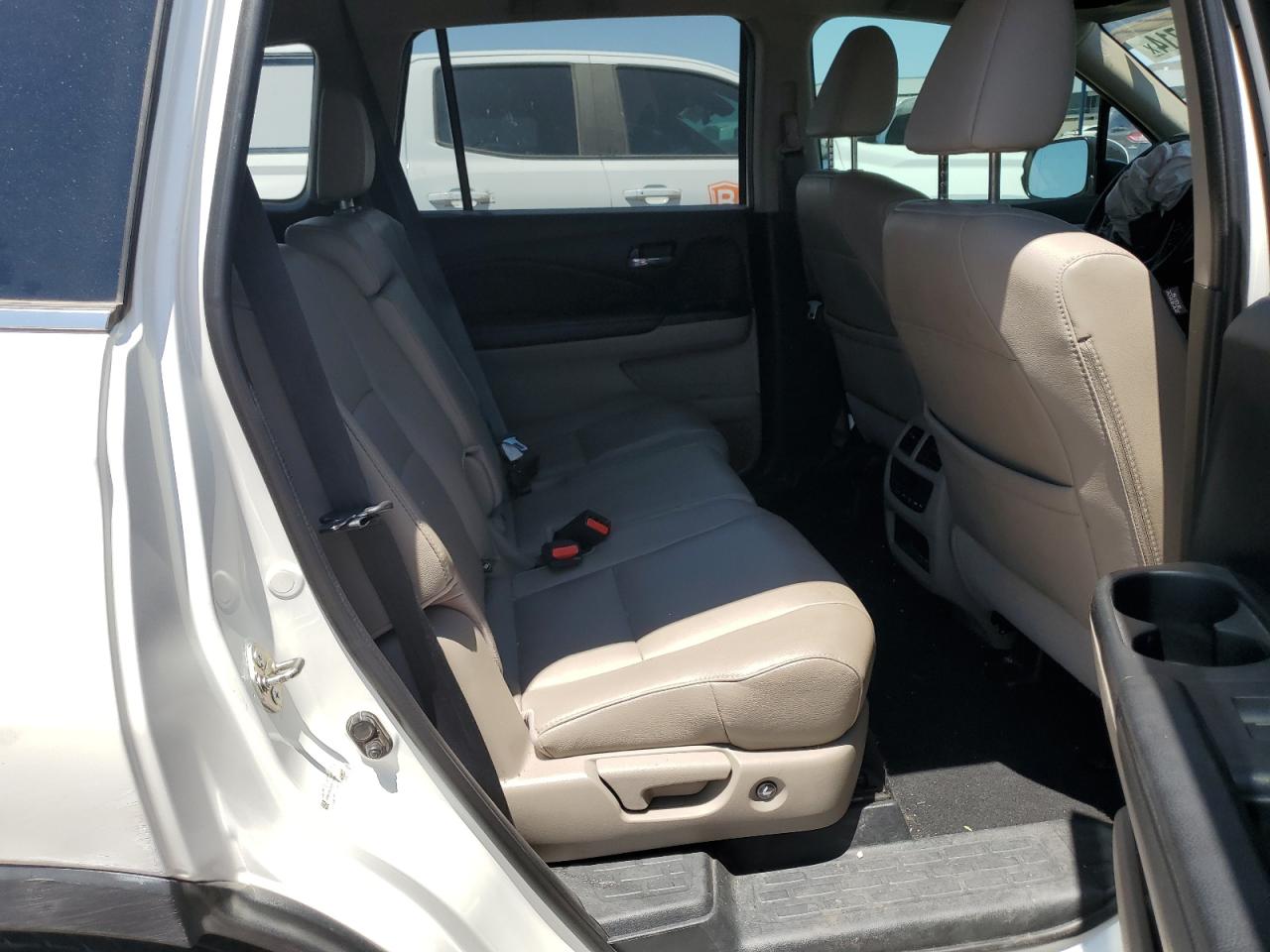 5FNYF6H59GB073366 2016 Honda Pilot Exl