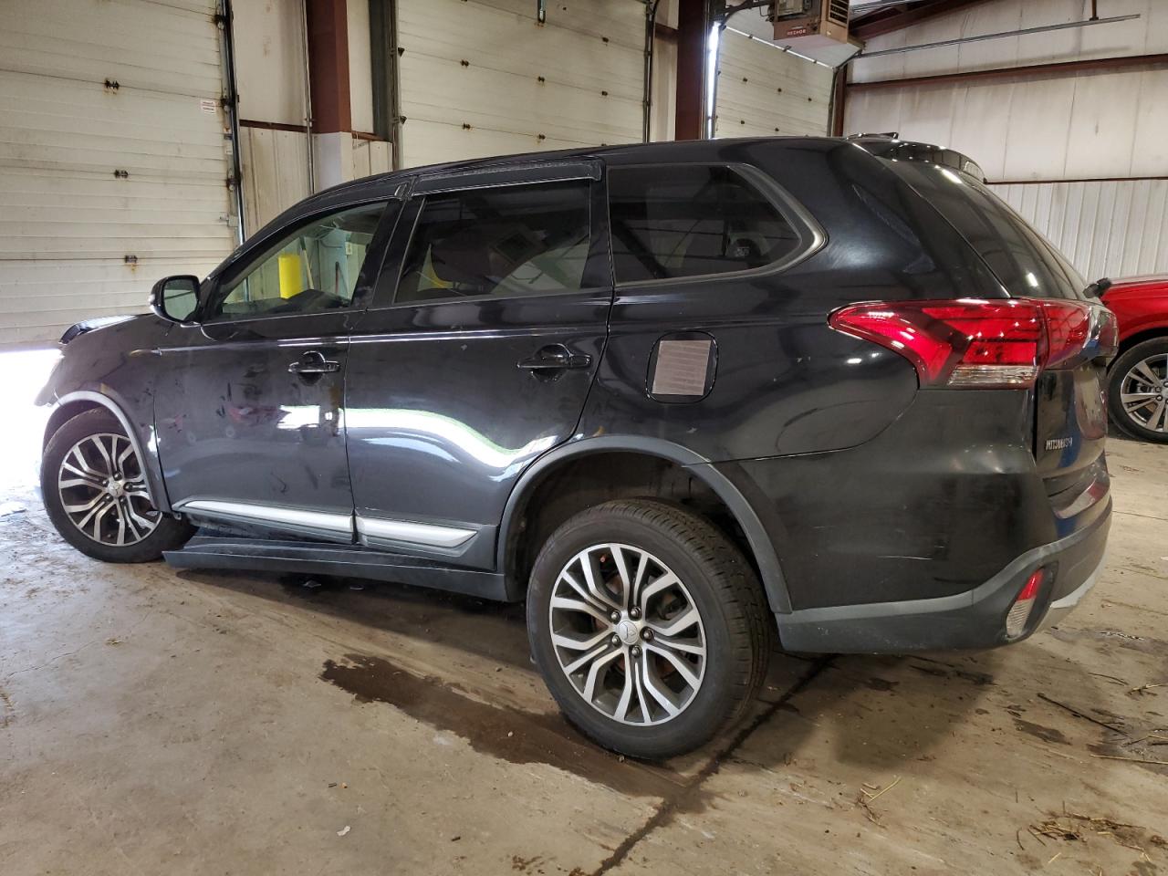 JA4AZ3A36HZ036314 2017 Mitsubishi Outlander Se