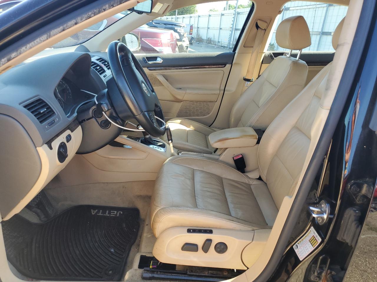 3VWNJ71K96M643946 2006 Volkswagen Jetta 2.0T Option Package 3