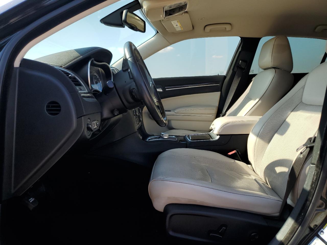 2C3CCAEG9JH127198 2018 Chrysler 300 Limited