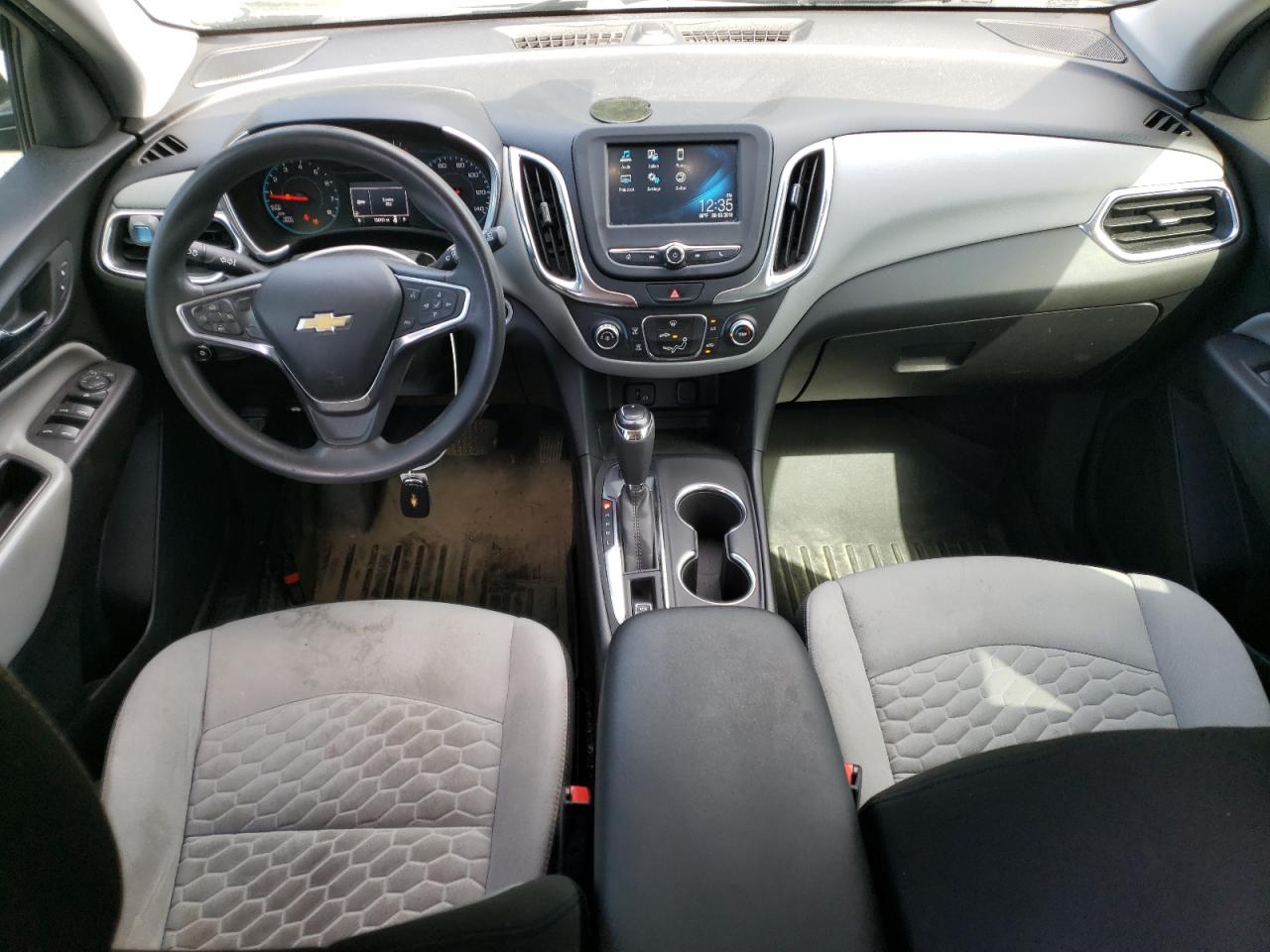 2GNAXREV3J6110985 2018 Chevrolet Equinox Ls