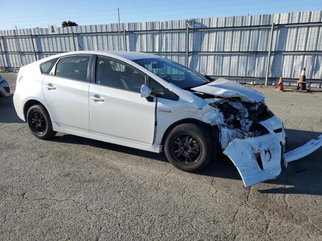 2015 Toyota Prius VIN: JTDKN3DU7F0400025 Lot: 57527354