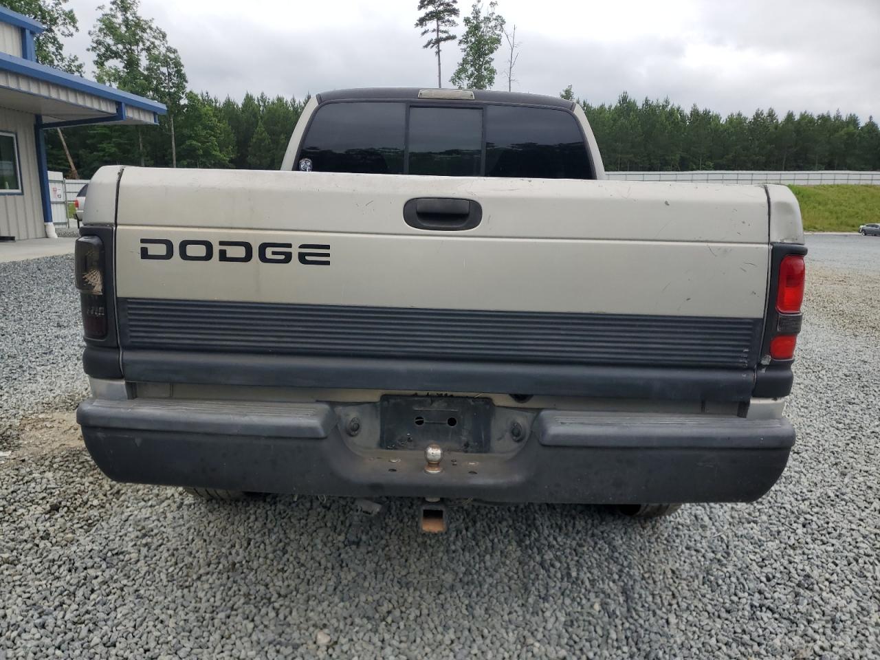 3B7HC13Y2YG155741 2000 Dodge Ram 1500