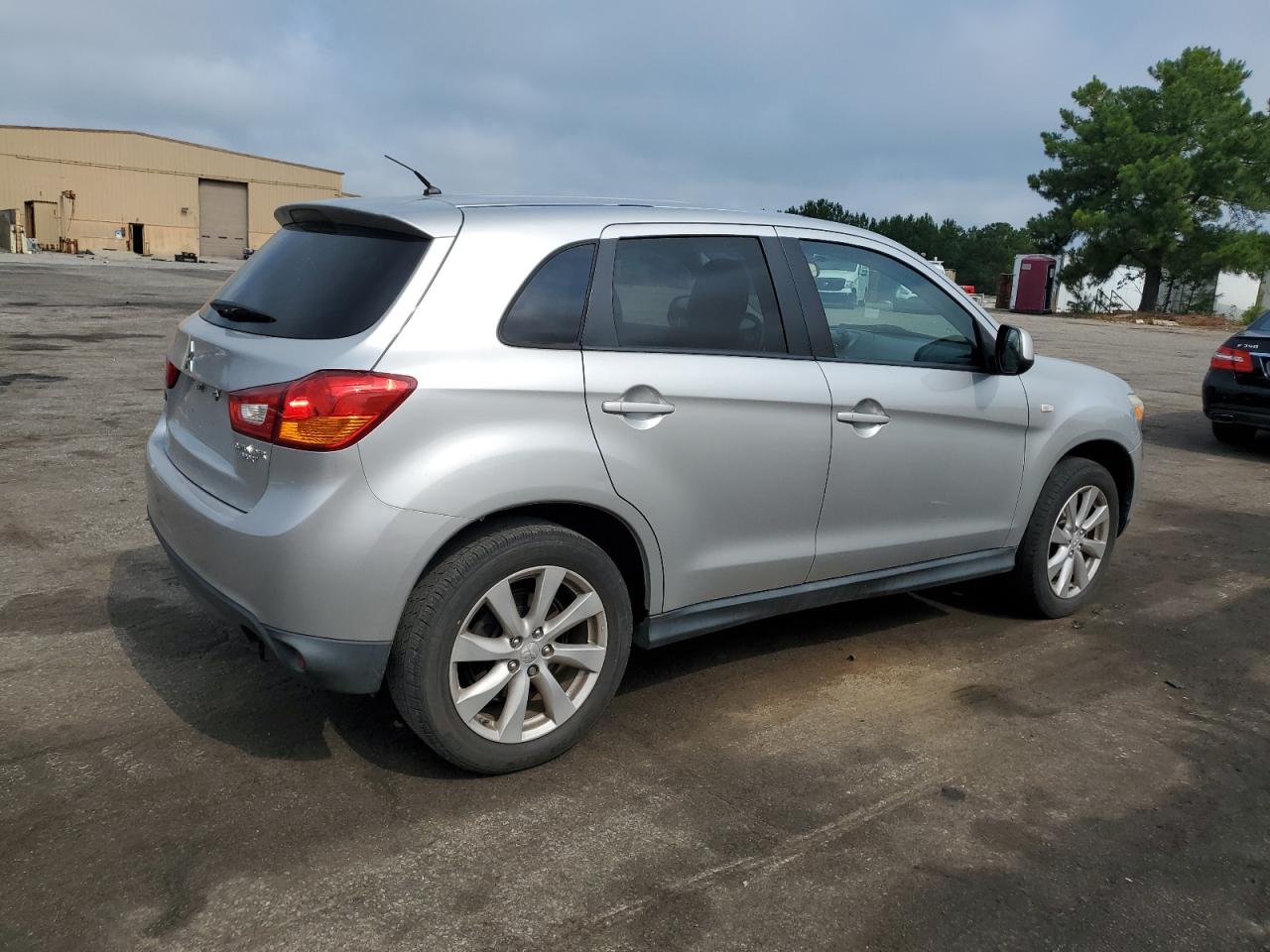 2013 Mitsubishi Outlander Sport Es vin: 4A4AR3AU2DE010799