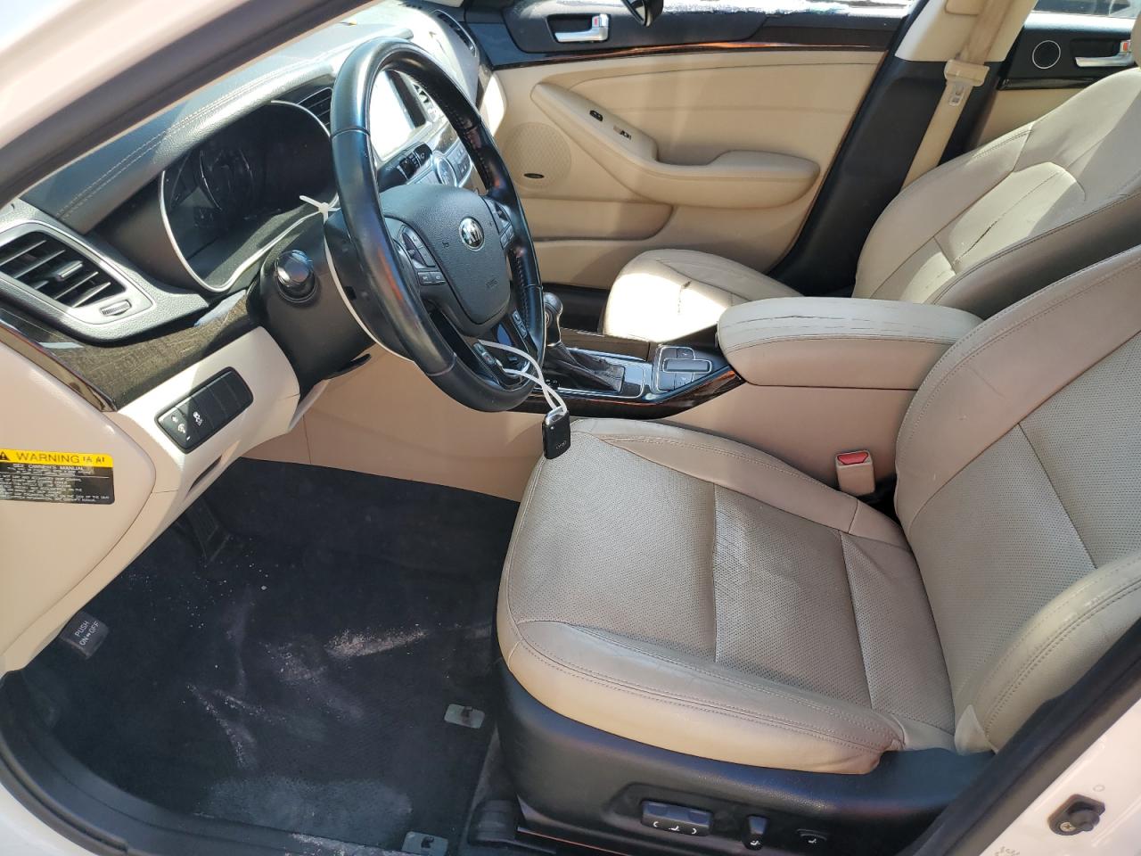 KNALN4D71G5215507 2016 Kia Cadenza Luxury