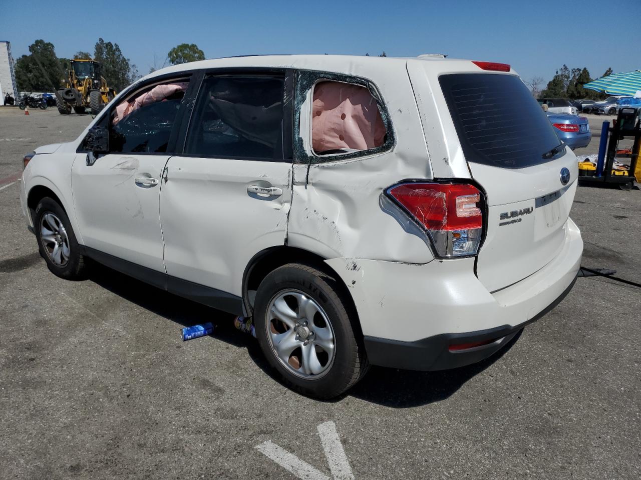 JF2SJAAC6JH523516 2018 Subaru Forester 2.5I