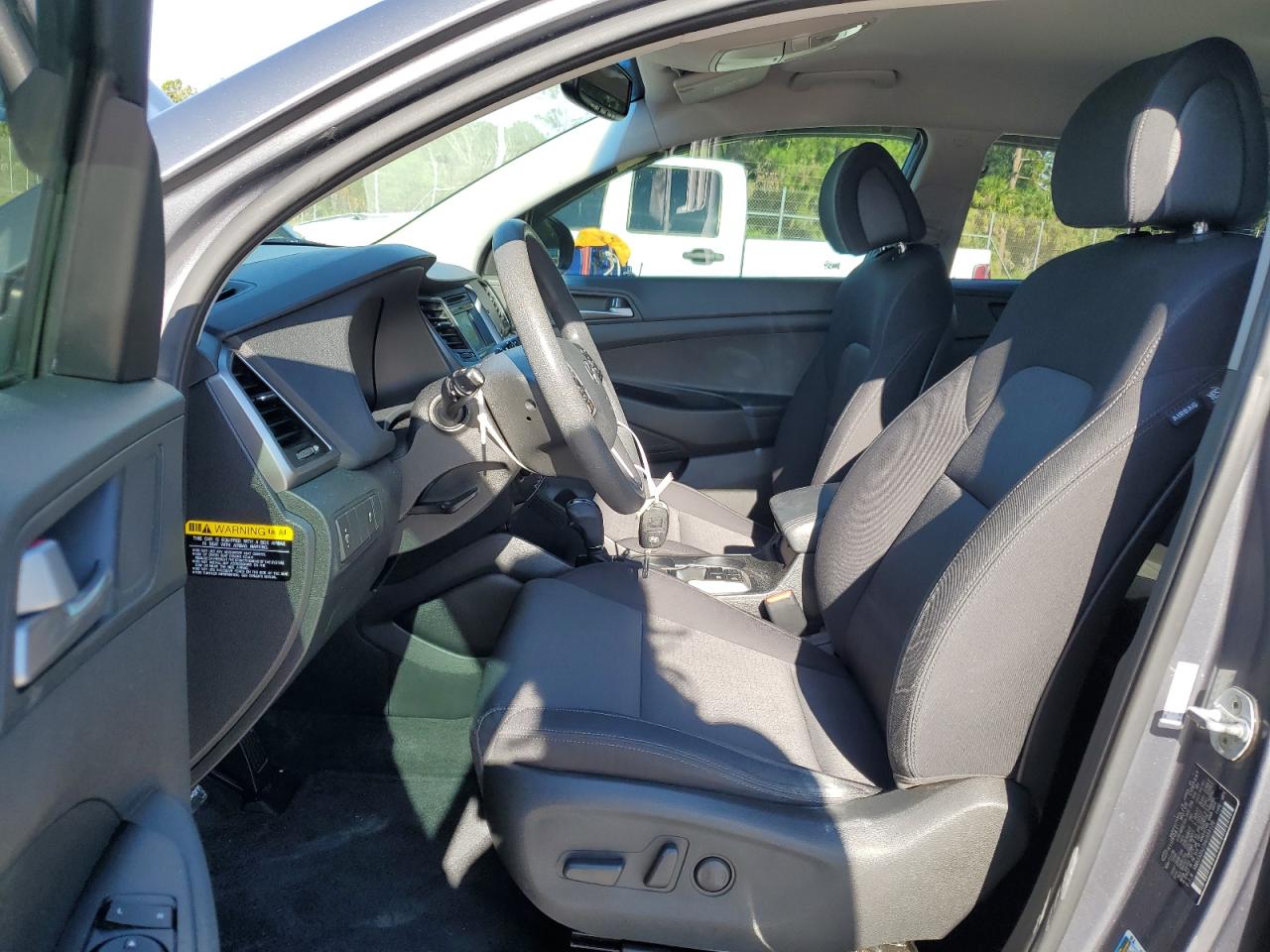 KM8J33A23HU359128 2017 Hyundai Tucson Limited