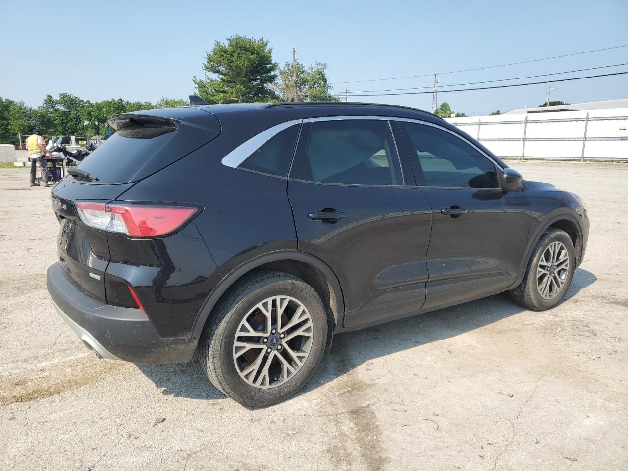 2020 Ford Escape Sel vin: 1FMCU0H6XLUB18138