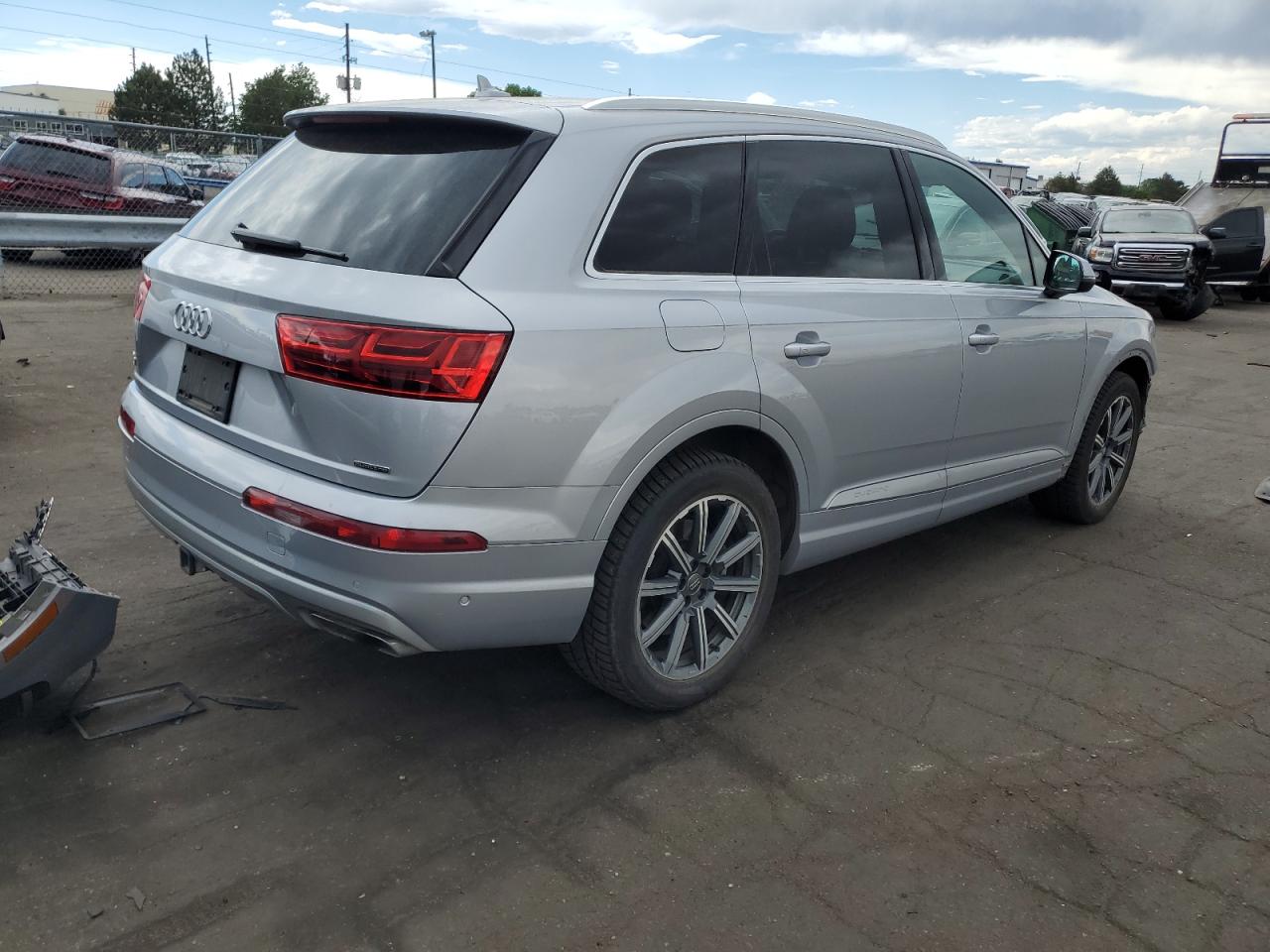 2019 Audi Q7 Prestige vin: WA1VAAF73KD041435