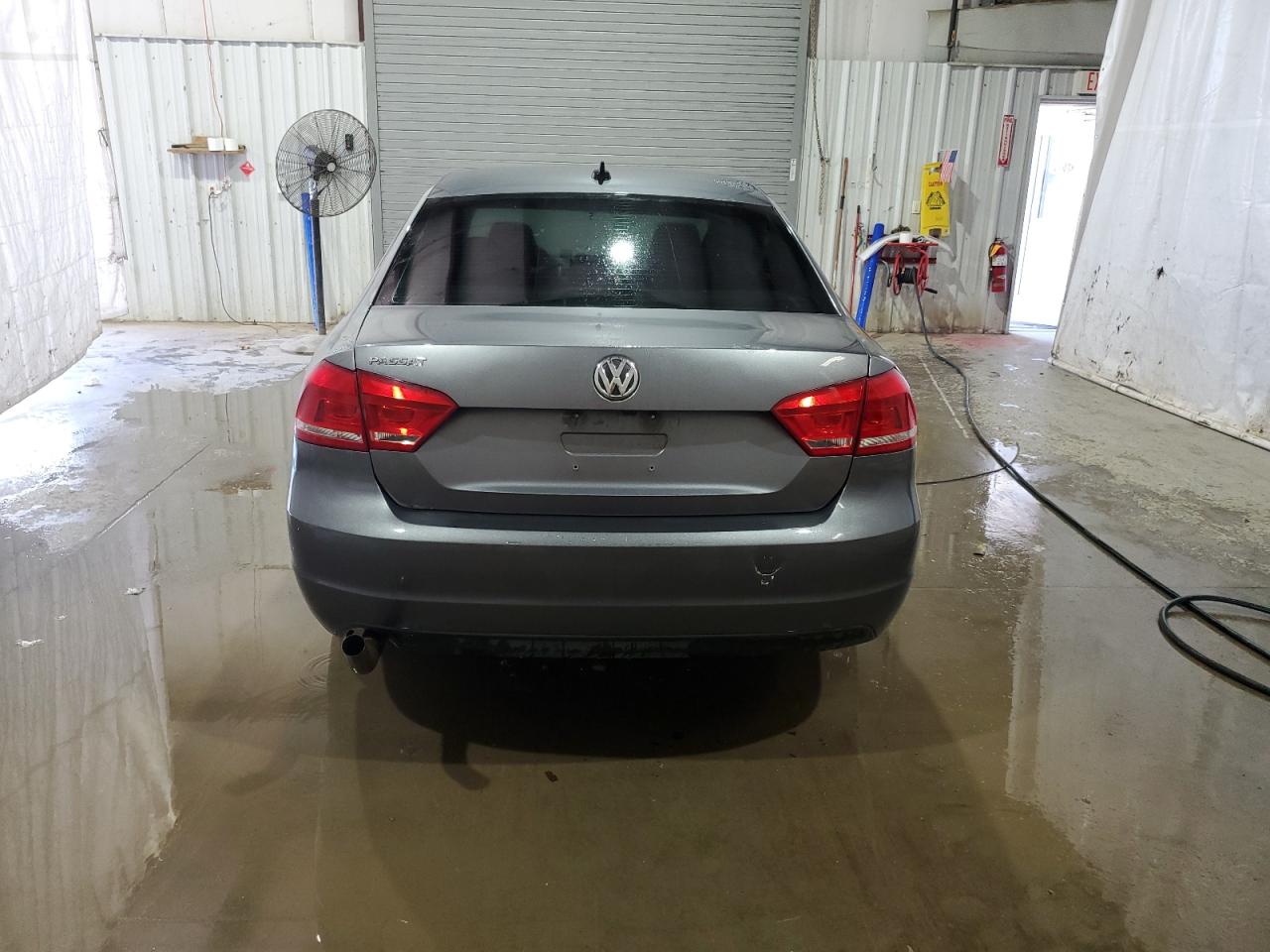 2015 Volkswagen Passat Se vin: 1VWBV7A35FC031373