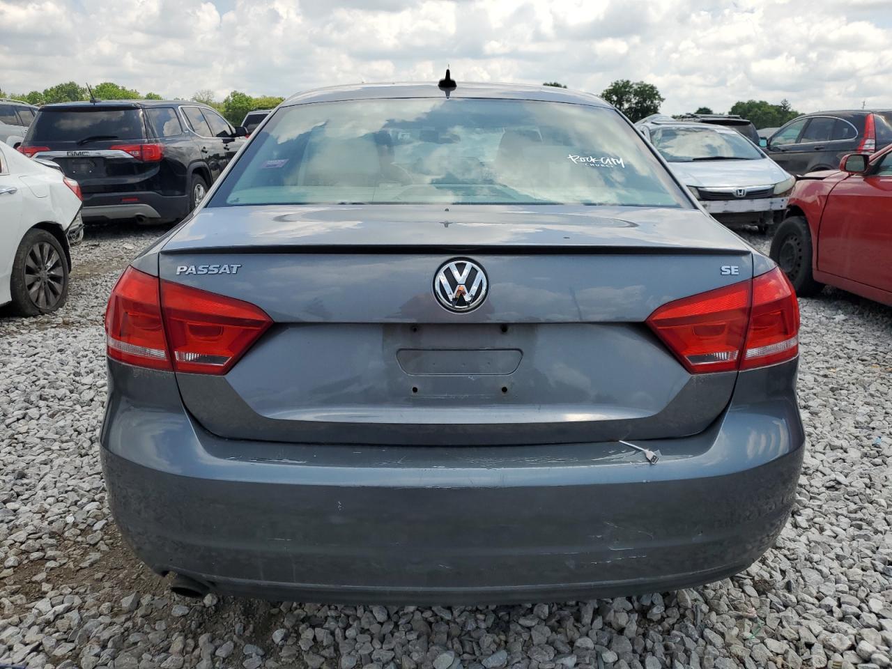 1VWBP7A35DC006447 2013 Volkswagen Passat Se