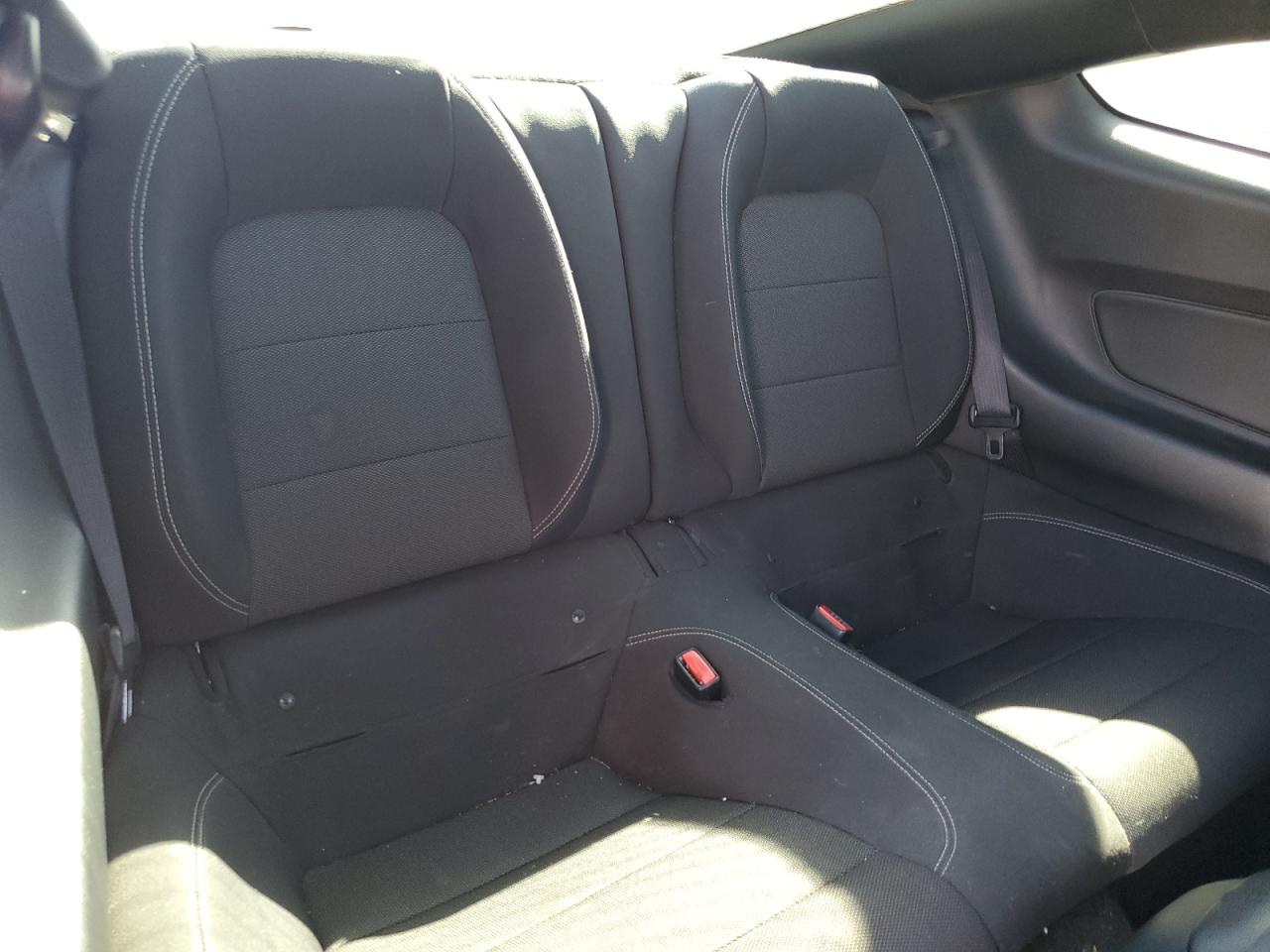 1FA6P8AM0F5379539 2015 Ford Mustang