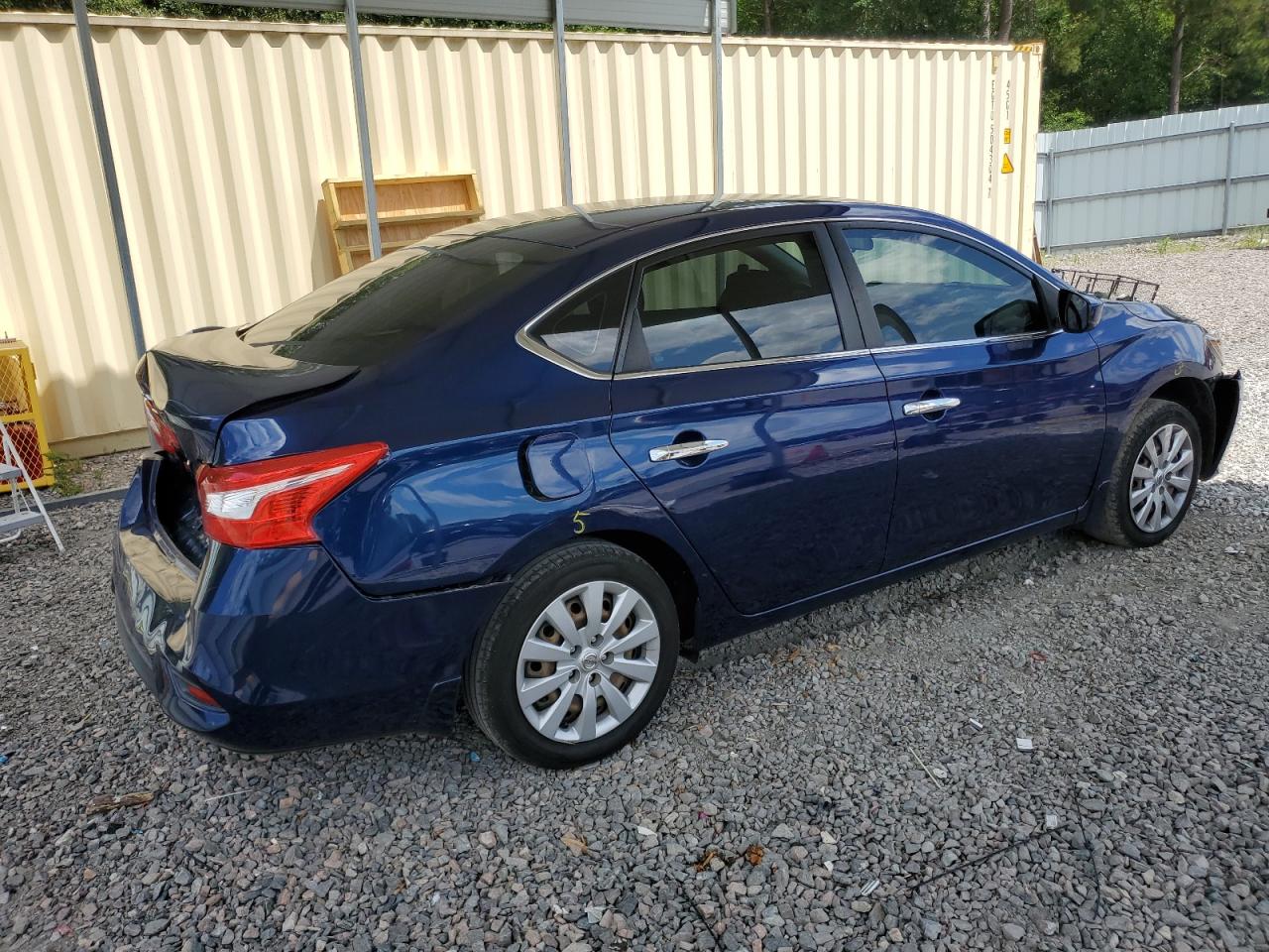 3N1AB7AP1GY325052 2016 Nissan Sentra S