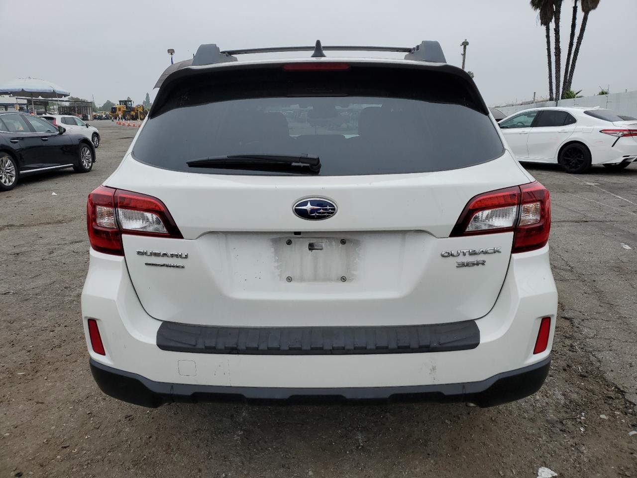 4S4BSENC9G3308663 2016 Subaru Outback 3.6R Limited