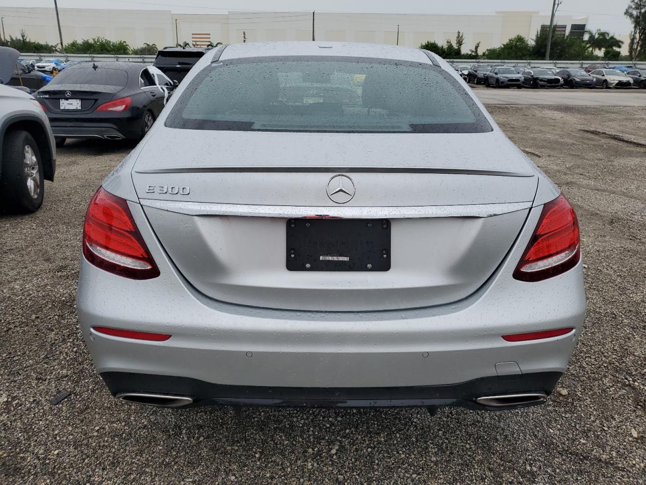 WDDZF4JBXKA593690 2019 Mercedes-Benz E 300