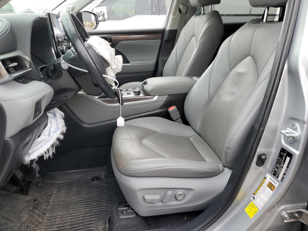 5TDDZRBH3MS078631 2021 Toyota Highlander Limited