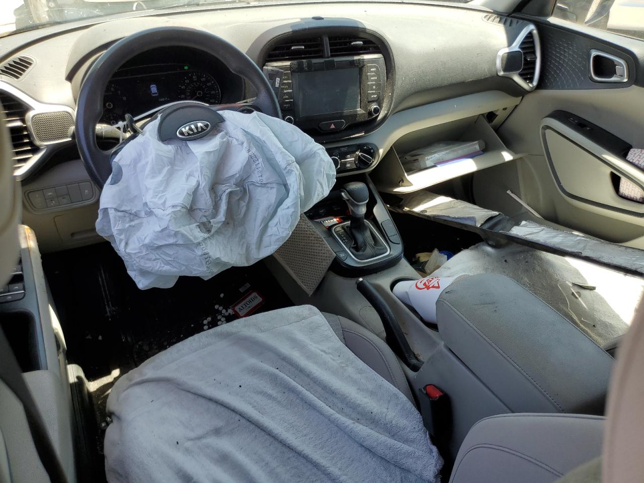 KNDJ23AU5L7715742 2020 Kia Soul Lx