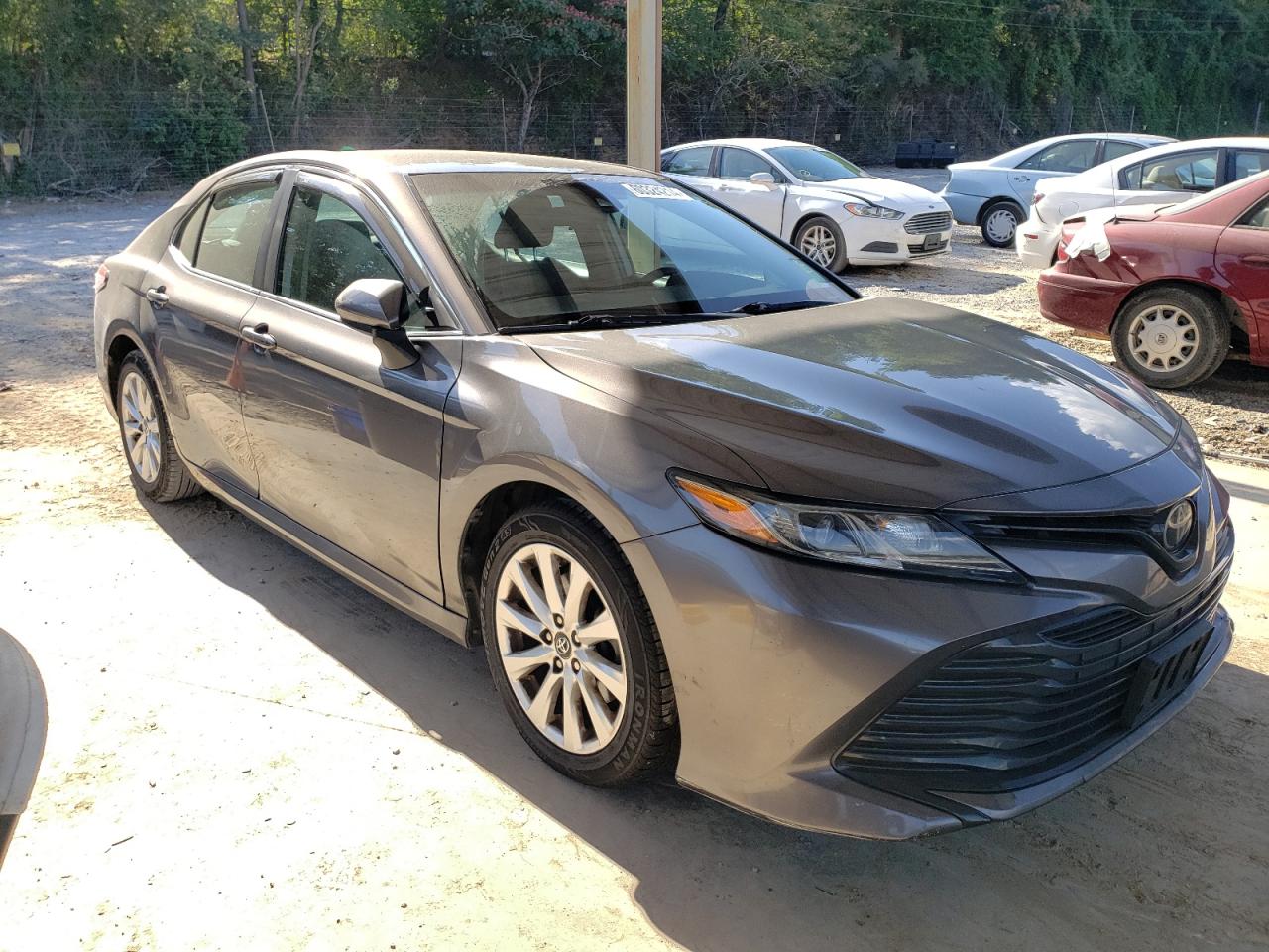 2018 Toyota Camry L vin: 4T1B11HK3JU098609