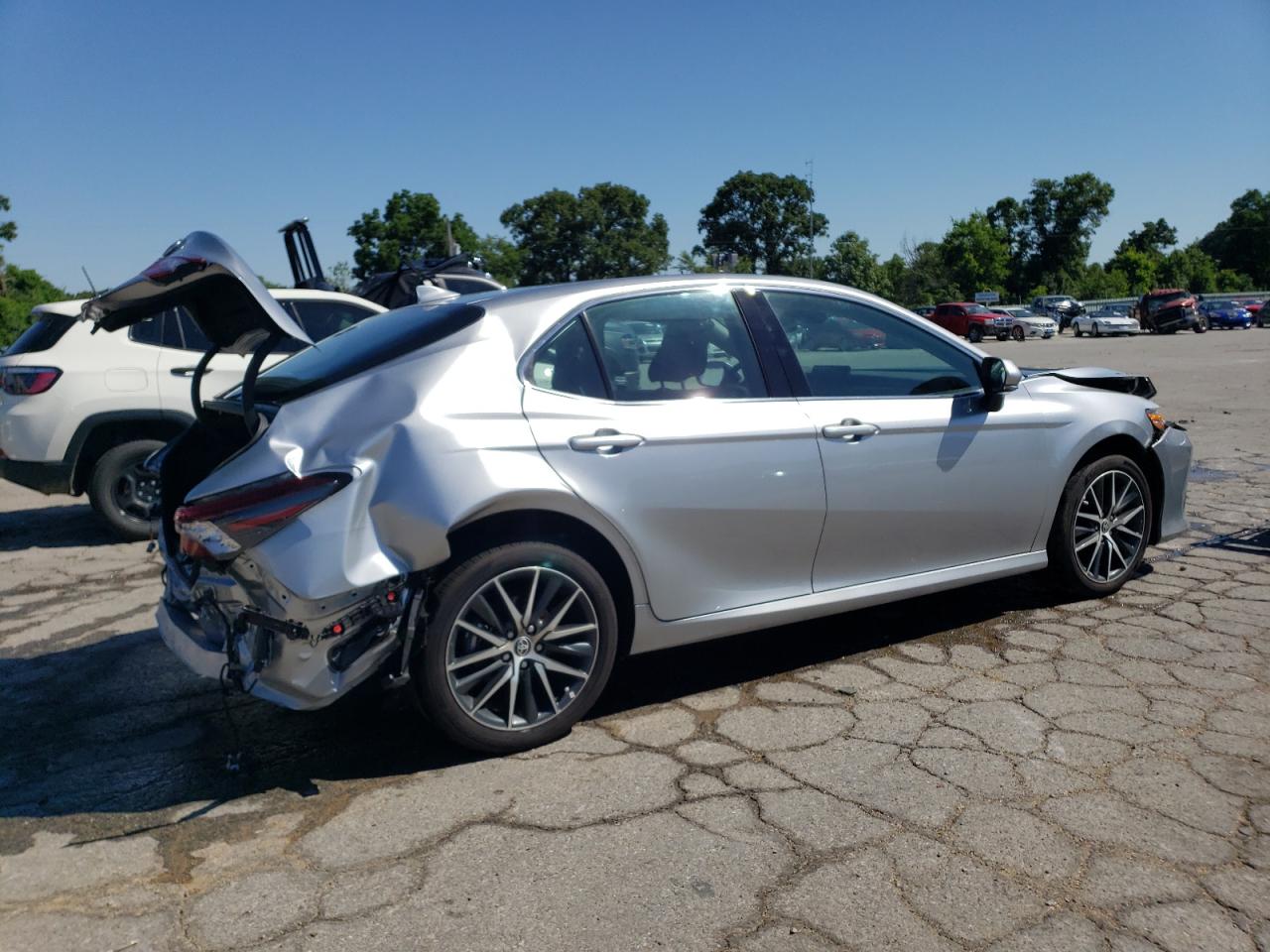 Lot #2806781061 2024 TOYOTA CAMRY XLE