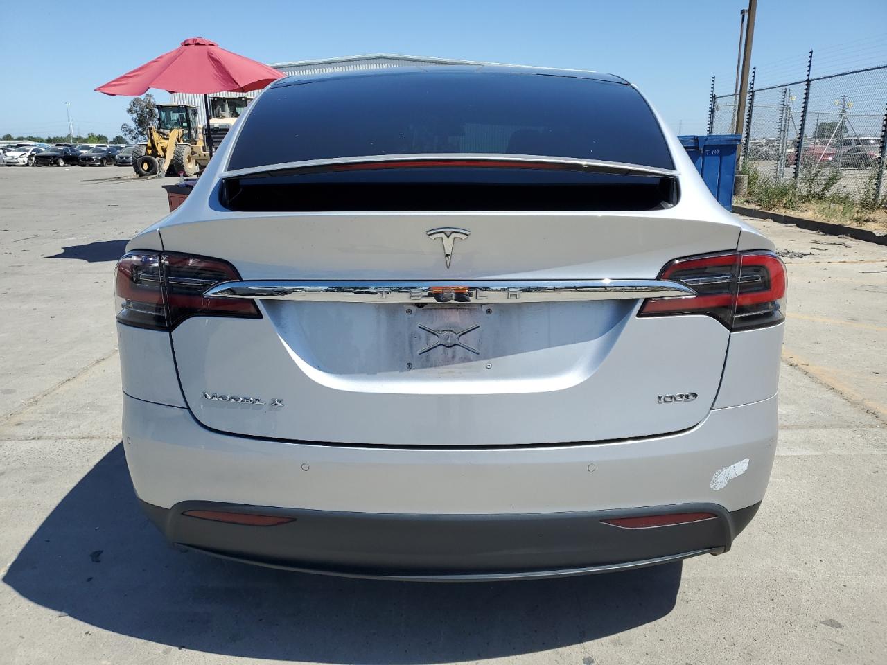 5YJXCDE29HF079186 2017 Tesla Model X