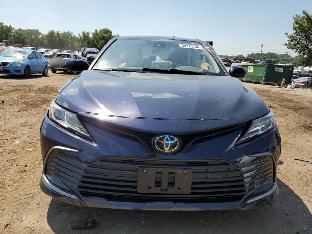 VIN 4T1C11AK7MU514518 2021 Toyota Camry, LE no.5