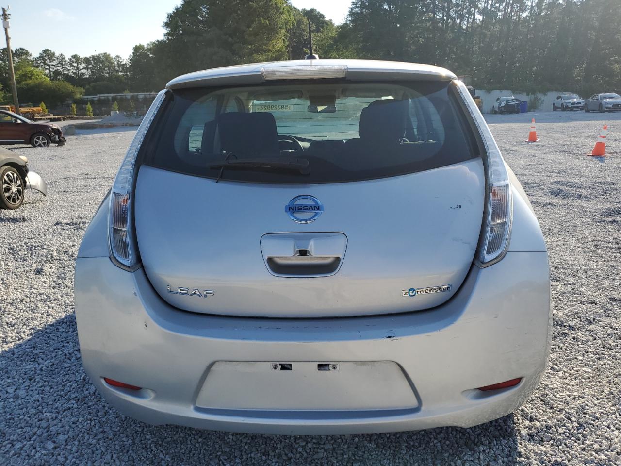 2015 Nissan Leaf S vin: 1N4AZ0CP8FC318111