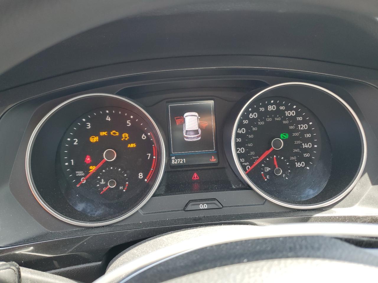 3VV1B7AX1JM080010 2018 Volkswagen Tiguan S