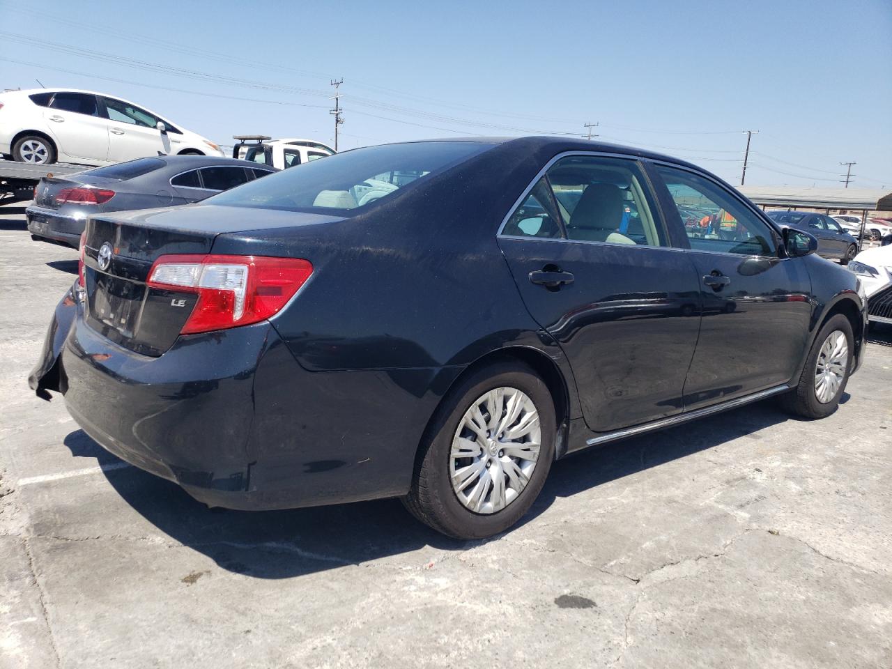 2014 Toyota Camry L vin: 4T4BF1FKXER382691