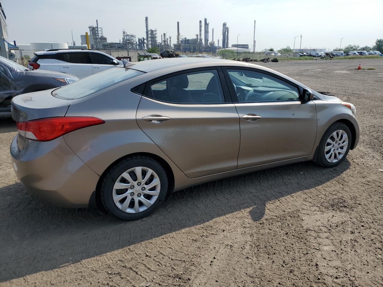 2013 Hyundai Elantra Gls vin: 5NPDH4AE6DH283928