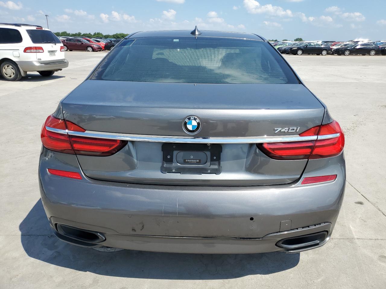 2017 BMW 740 I vin: WBA7E2C5XHG740268