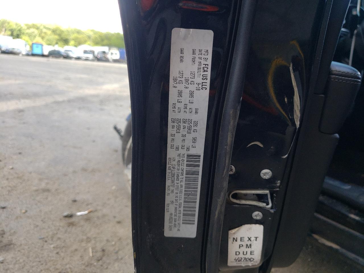 1C4PJLDB9KD300737 2019 Jeep Cherokee Limited